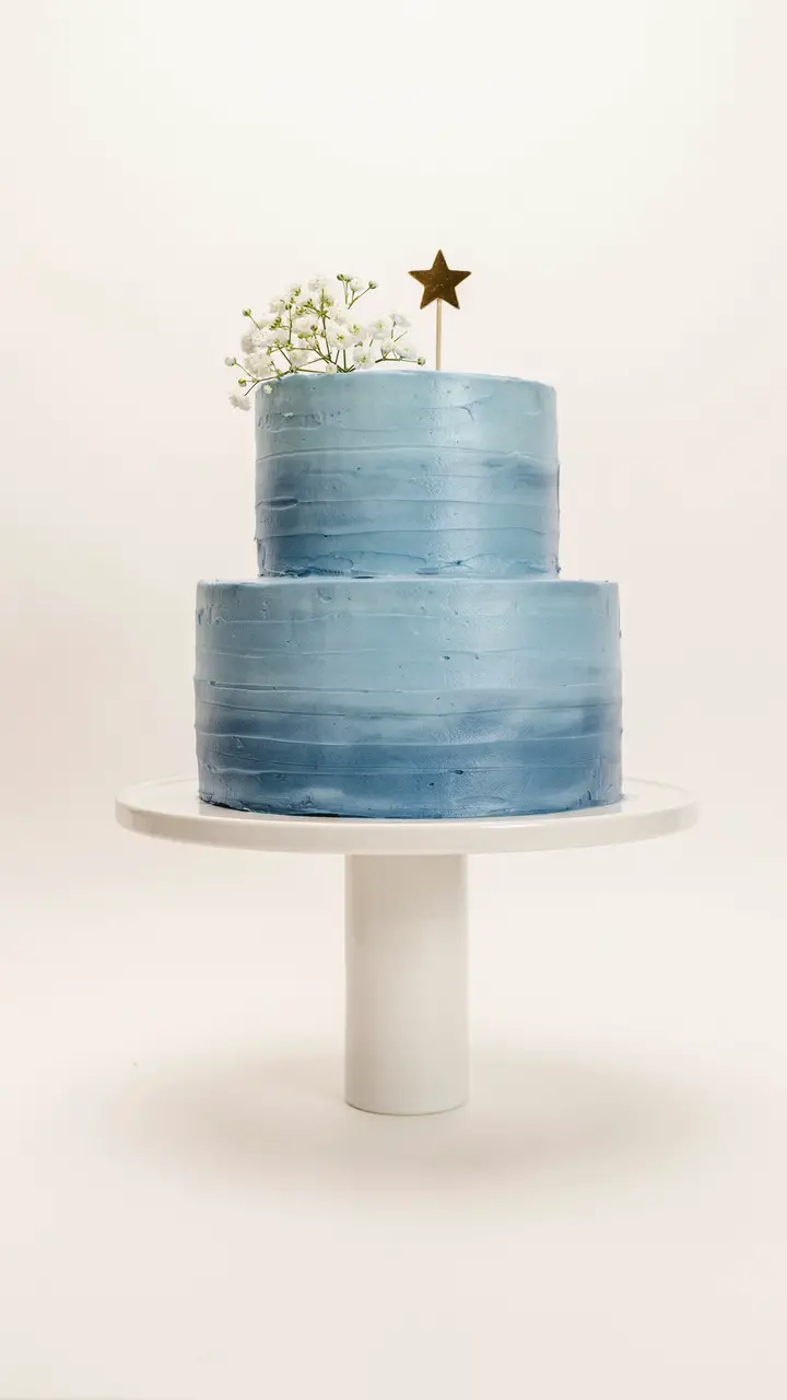The Ombre Buttercream Cake